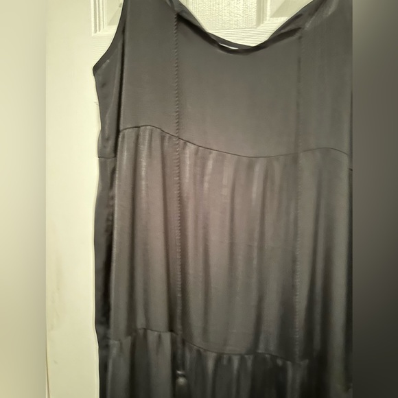 LulaRoe black Maxi dress size large adjustable spaghetti straps tiered ruffles - Picture 4 of 5